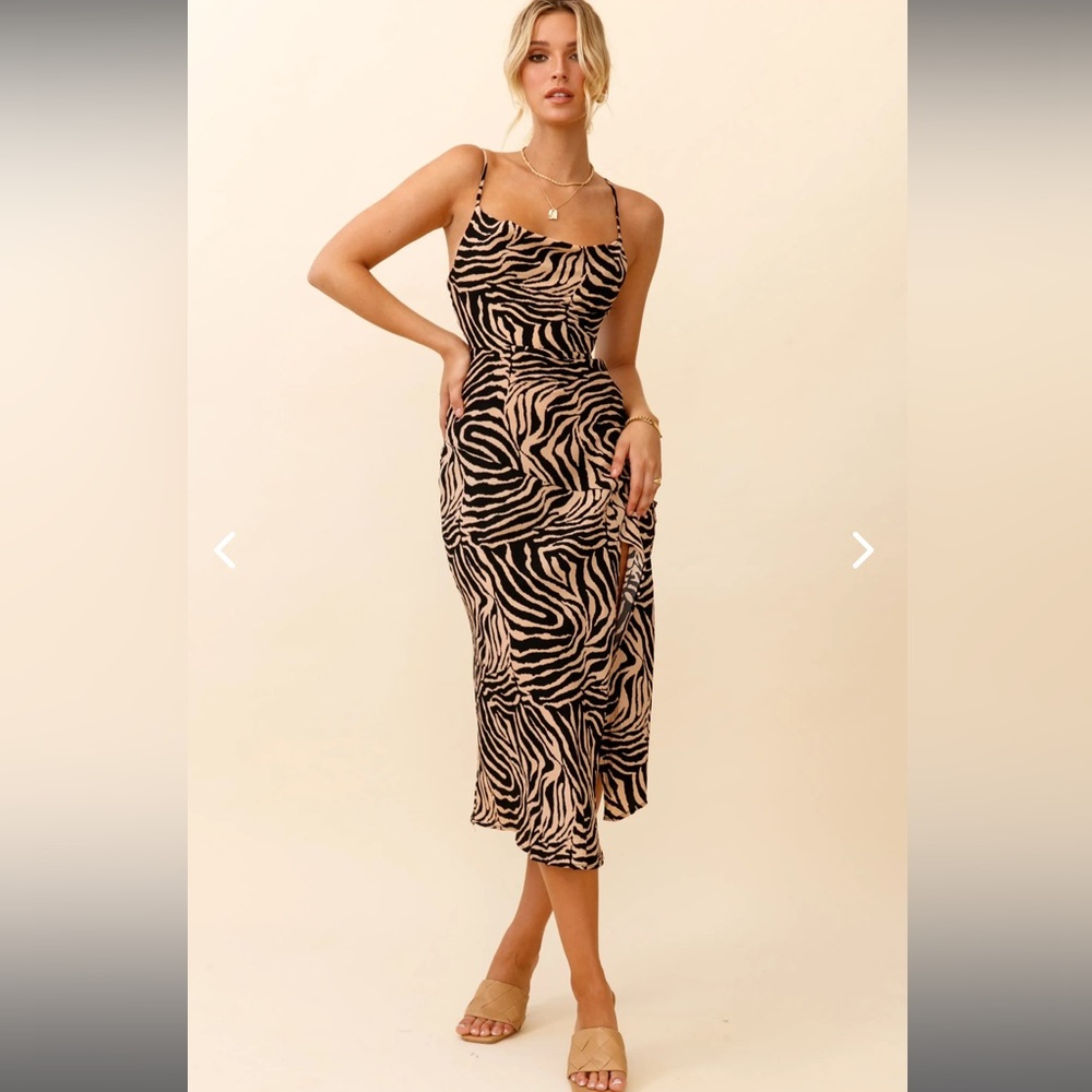Selfie Leslie Beige and Black Zebra-Print Midi Dress